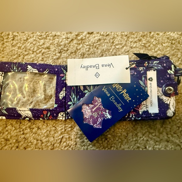 Harry Potter Vera Bradley ID holder. NWT. - Picture 4 of 4